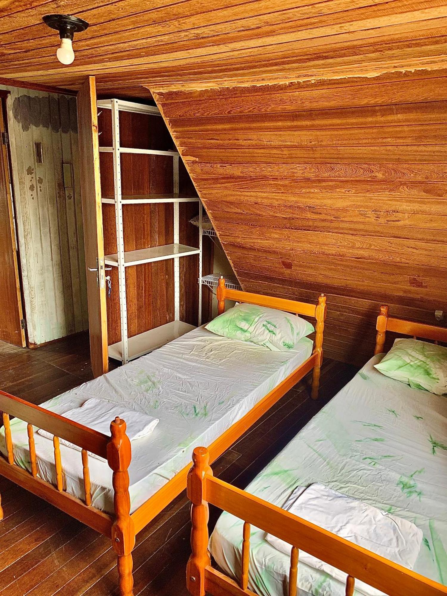 Hostel Mueller Na Praia De Mocambique フロリアノポリス エクステリア 写真
